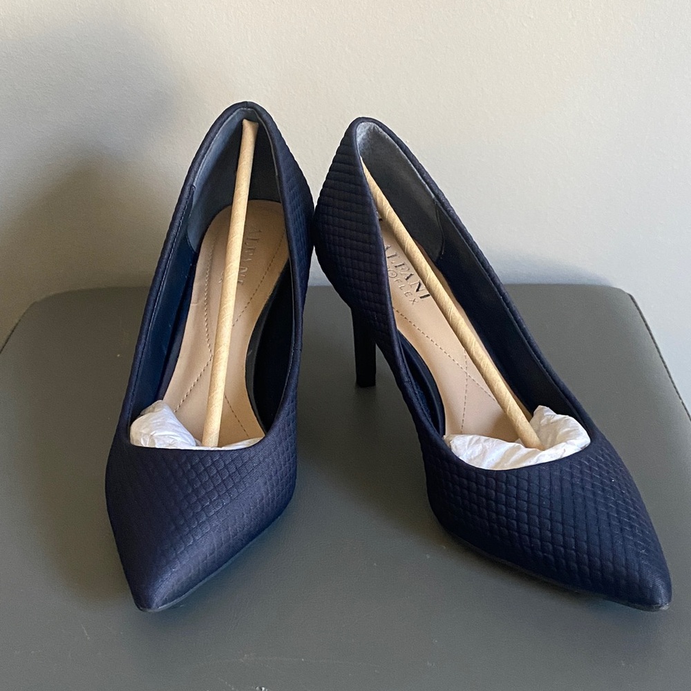 Aldo Dark Blue Textured Heels